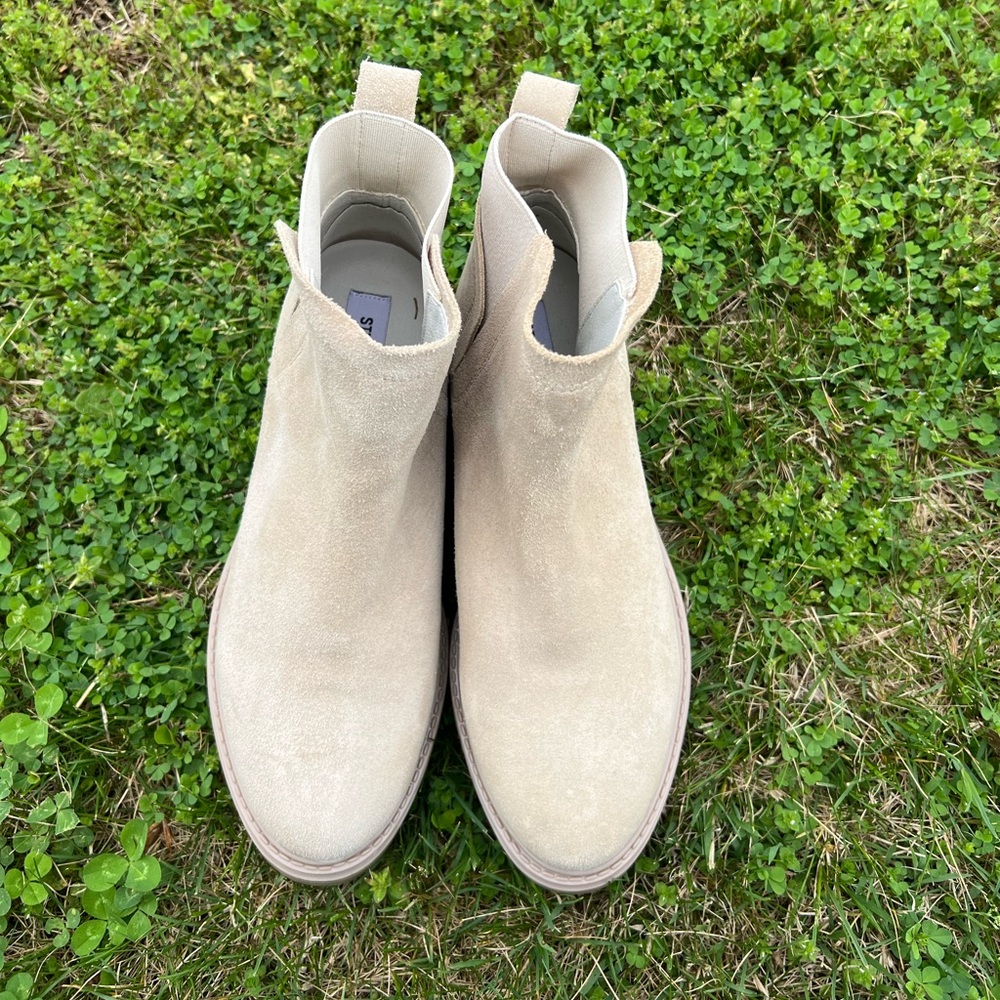 NWOT Steve Madden Woman’s Sand Suede Moira Comfortable Boot Size 8 - Picture 5 of 11